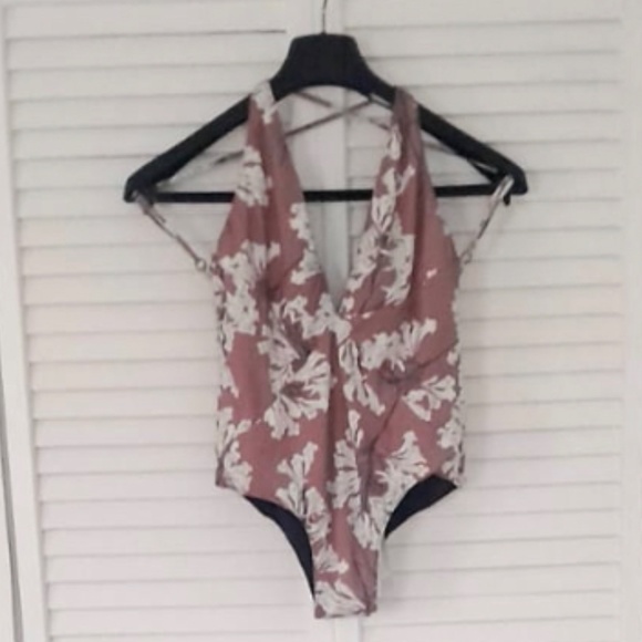 New Clube Bossa Bois De Amber plunge one piece swimsuit Mauve White Floral pink - Picture 3 of 8